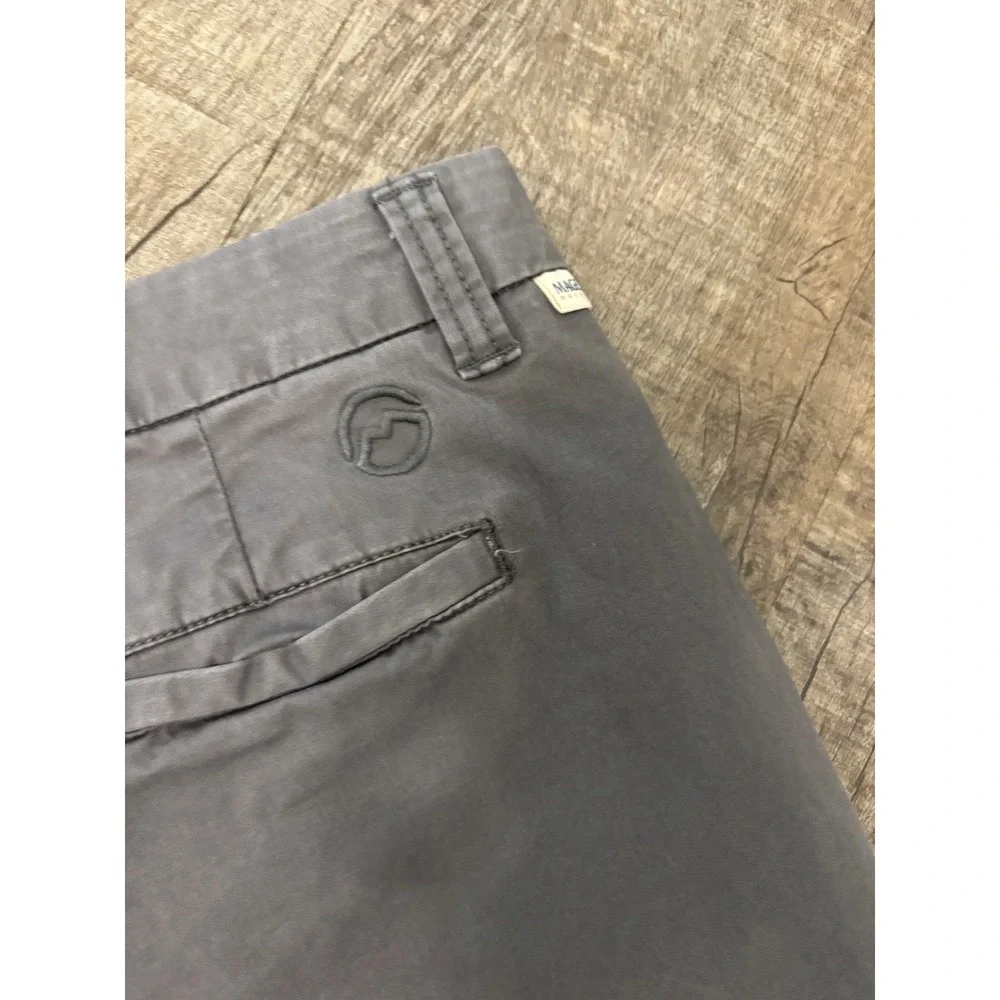 Magellan Outdoors Mens Grey‎ Chino Shorts Size 12 Stretch Flat Front Casual